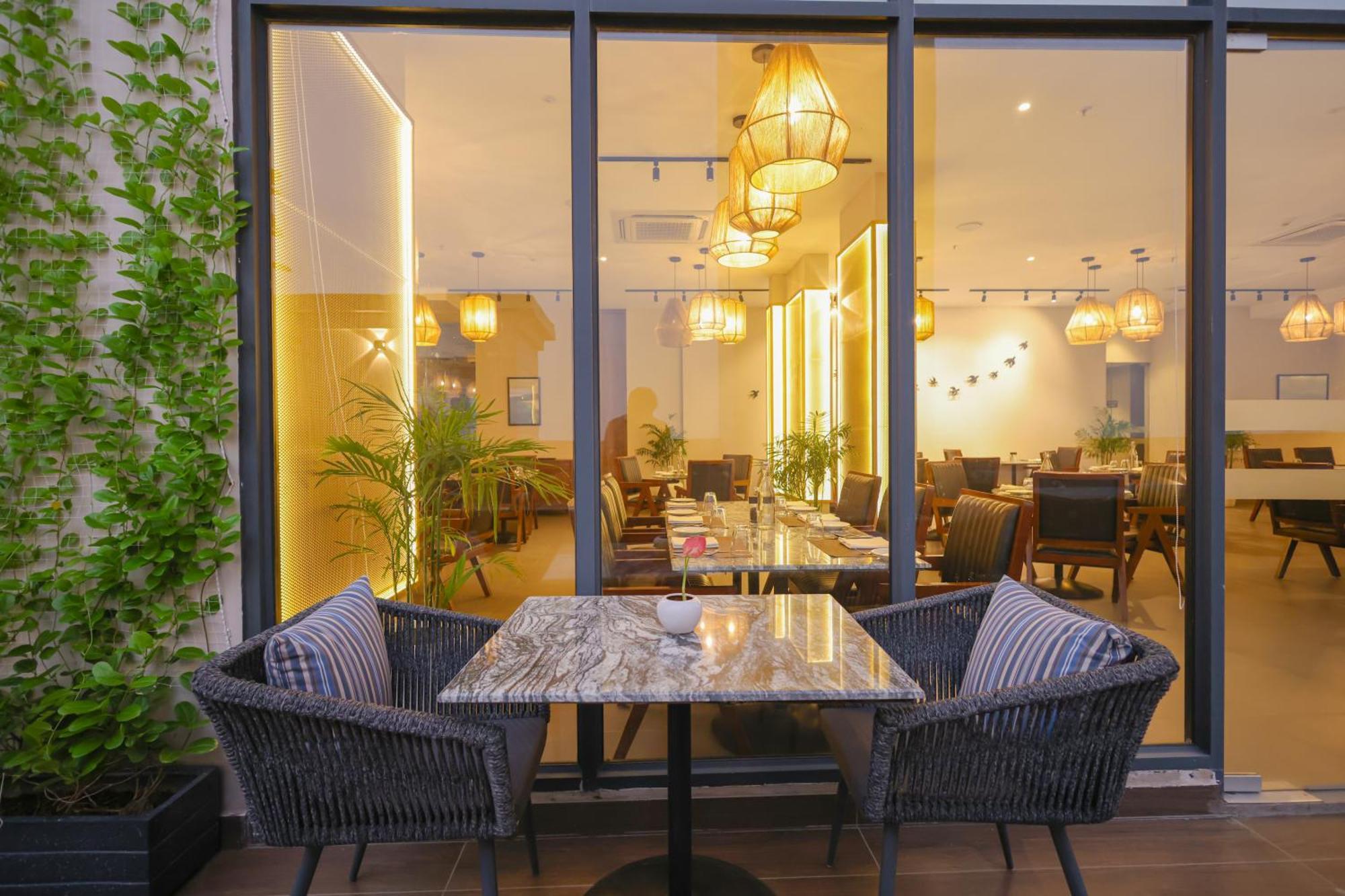Rhythm Gurugram Hotel & Suites, Sohna Road Gurgaon Ngoại thất bức ảnh