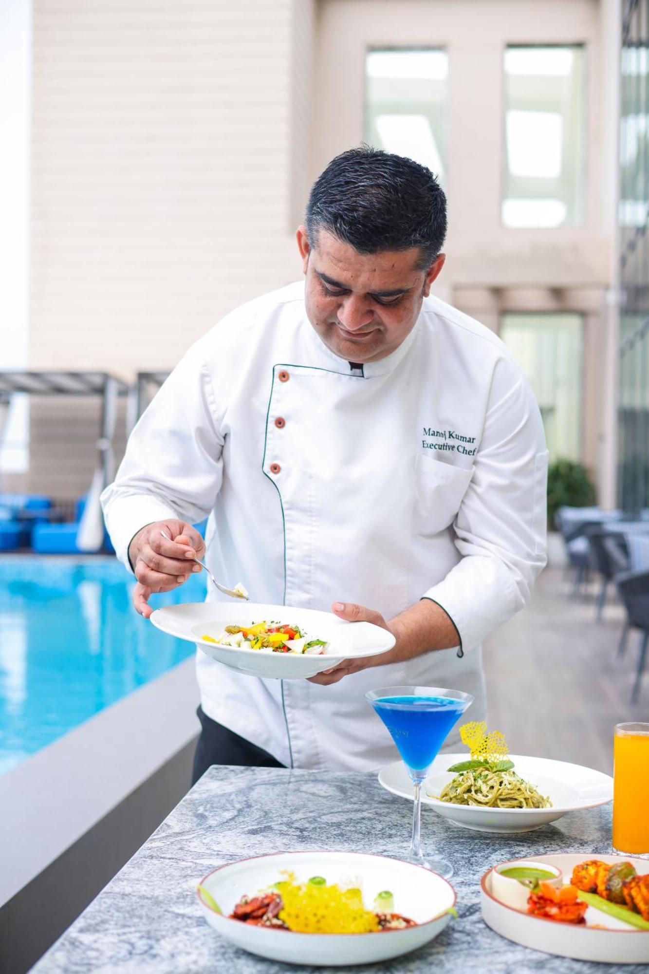 Rhythm Gurugram Hotel & Suites, Sohna Road Gurgaon Ngoại thất bức ảnh